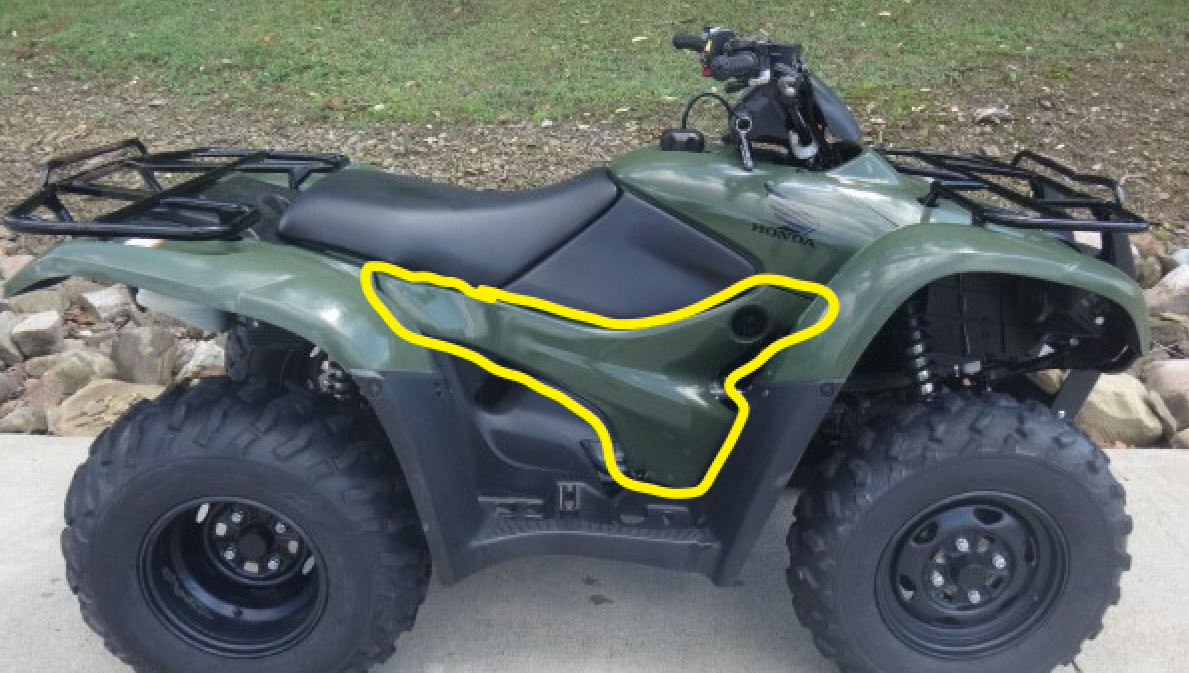 HONDA RANCHER 420, TRX420 RIGHT GREEN SIDE PANEL 83555-HP7-A00ZA