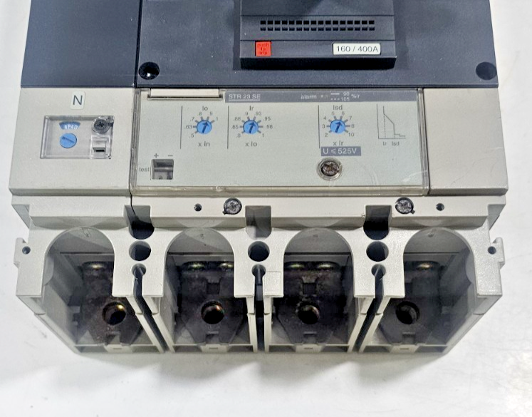 Disjoncteur Merlin Gerin Compact NS400N – 400A 660V Triphasé – Occasion Bon état