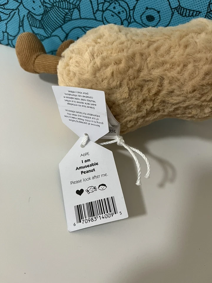 Jellycat AMUSEABLE ARACHIDE autentico peluche morbido giocattolo divertente cibo carino da collezione nuovo con etichette - Immagine 4 di 4