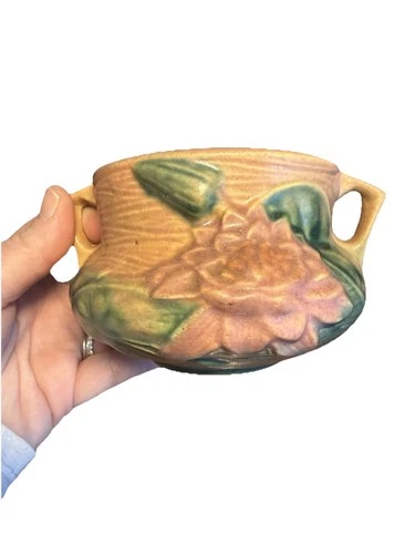 Roseville Pottery #663 Pink Water Lily Double Handled Vase