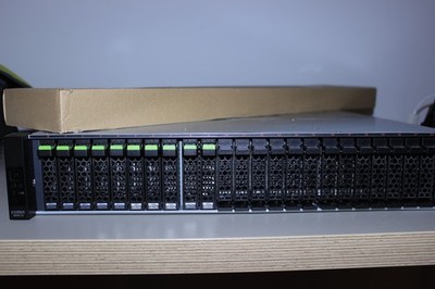 Fujitsu Eternus SAN DX60 S3-2x Controller-8G FC Storage System-10x SAS 900GB 10K
