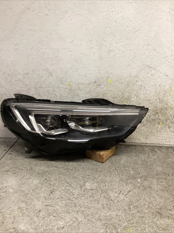 2019 2020 Buick Regal SPORTBACK RIGHT RH PASSENGER SIDE HEADLIGHT OEM LED