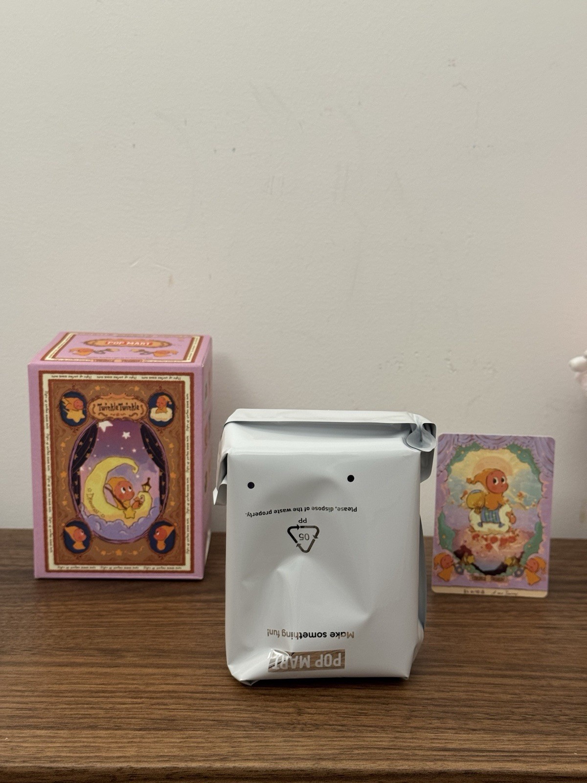 POPMART Twinkle Twinkle Light Up Series Scene Set - Secret - A New Journey