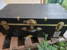 Vintage Concourse Travel Steamer Luggage Black Trunk Chest footlocker 