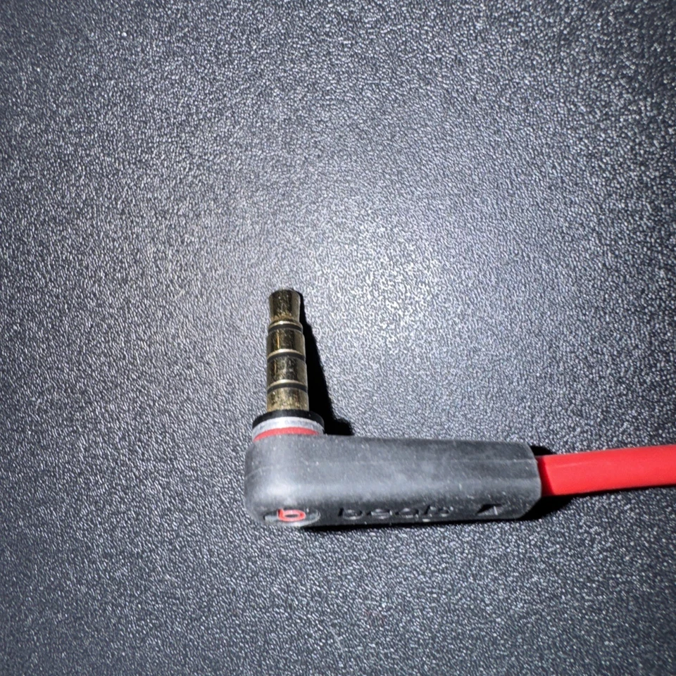 Genuine OEM Beats By Dr. Dre 3.5mm/AUX Cable | Red Gold-Plated (Used, Like New) - Image 4 of 4