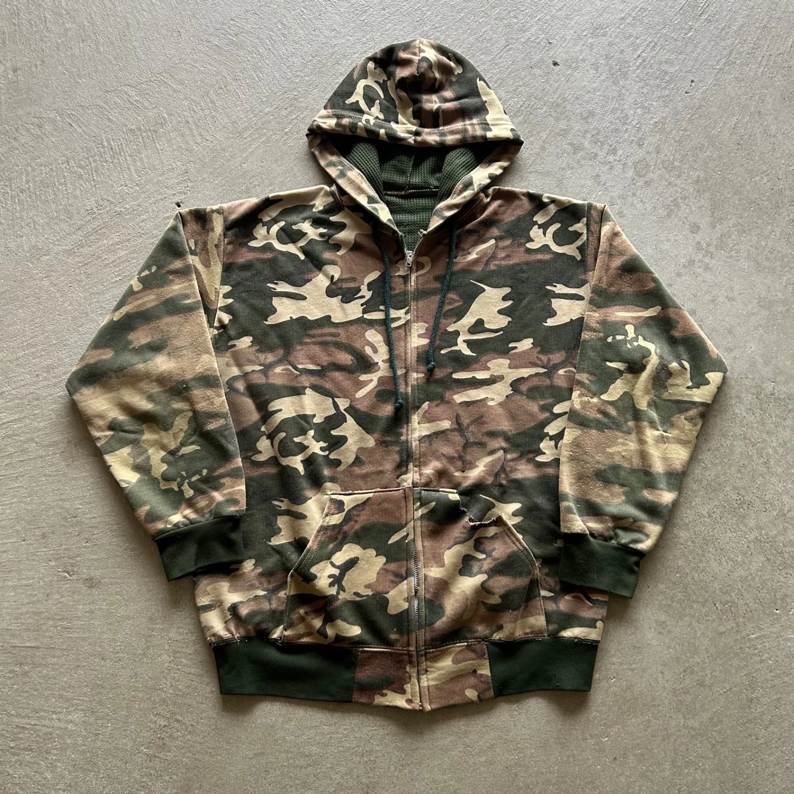 Vintage 80s Woodland Camo Sweatshirt Size Large Thermal Lined Full Zip Hoodie