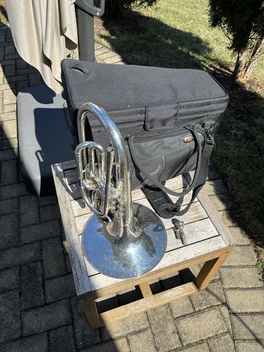 King Silver 1121 SP Marching Mellophone W/ Protec Deluxe Case + Jupiter MP NICE