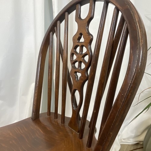 Vintage Fiddle Back Chairs Set Of 4 Excellent Condition Romanian Dark Wood Chair - Picture 7 of 9