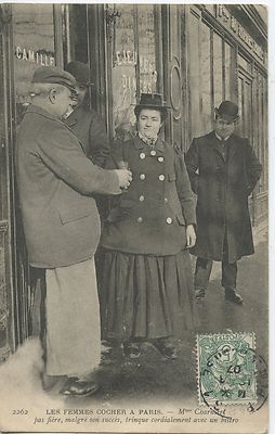 POSTCARD / LES FEMMES COCHERS PARIS / MADAME CHARNIER