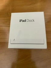 NEW APPLE IPAD DOCK FOR THE IPAD 2ND & 3RD GENERATION WHITE MC940ZM/A