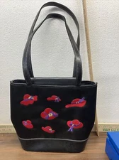 Women's Purse Red Hat Society Black Nylon Hand Bag 7 Red Hats 1 Zipper Pocket