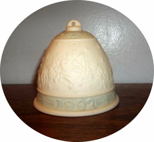 1992 LLADRO LIMITED EDITION CHRISTMAS BELL ORNAMENT CANDLES POINSETTIAS # R682 - Picture 1 of 4