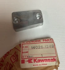 1981-1993 KZ1000 POLICE 700 SPORTS 1000 LTD CLUTCH ADJUSTING COVER 14024-1249