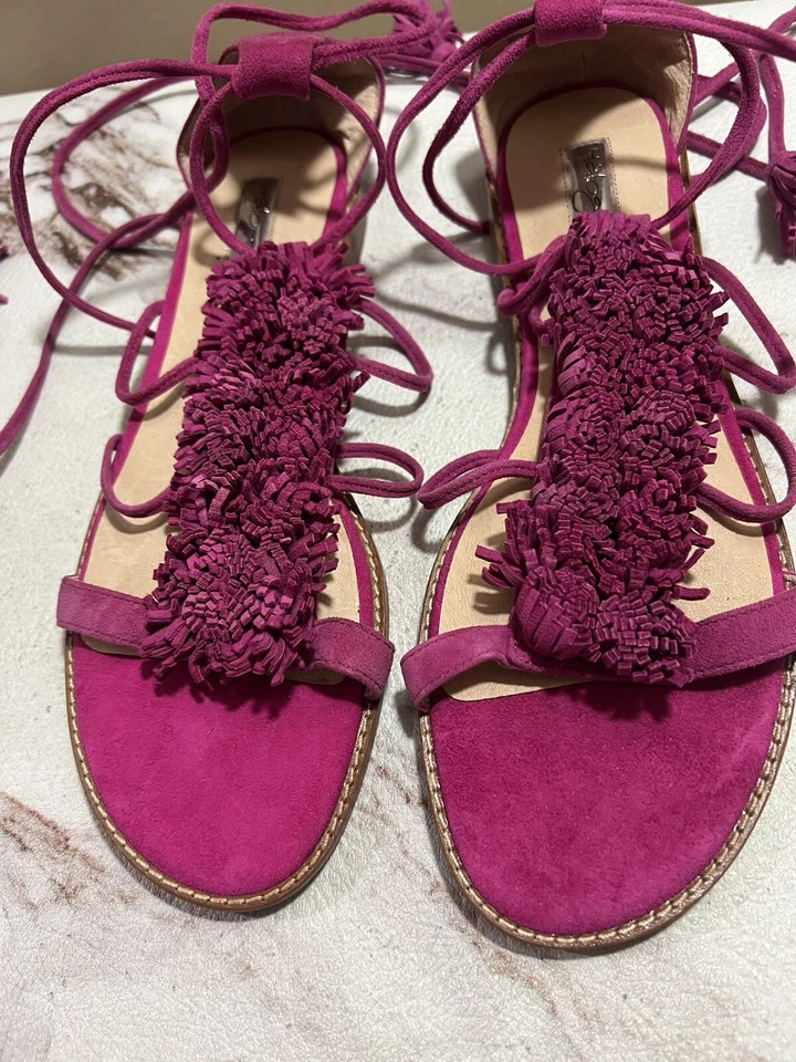 Женские босоножки из галогенной розовой замши на плоской подошве SIze 7,5 с бахромой и ремешками на лодыжках - Изображение 3 из 4