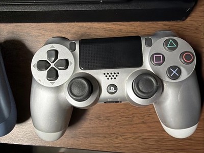Sony PS4 Pro CUH-7215B 1TB Console - Black With 2 Controllers