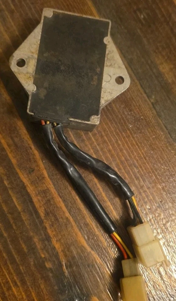 1980-1982 KAWASAKI KZ550 KZ550A OEM CDI IGNITER 21119-1017 - Image 3 of 4