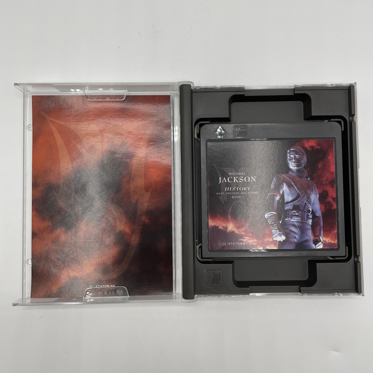 MICHAEL JACKSON - HISTORY Disc II MiniDisc MD Album. Past, Present
