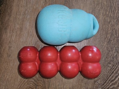 Large KONG Lot Large Red Goodie Ribbon & Large Blue Bounzer For Up To 65 Lb Dogs