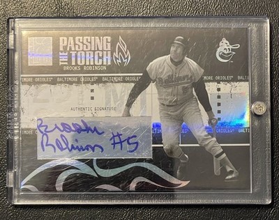 2005 Donruss Elite Brooks Robinson Passing the Torch Autograph (Black) # 47/100