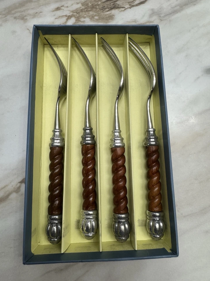 Conjunto de 4 garfos aperitivos Reed and Barton Bannister - Imagem 2 de 4