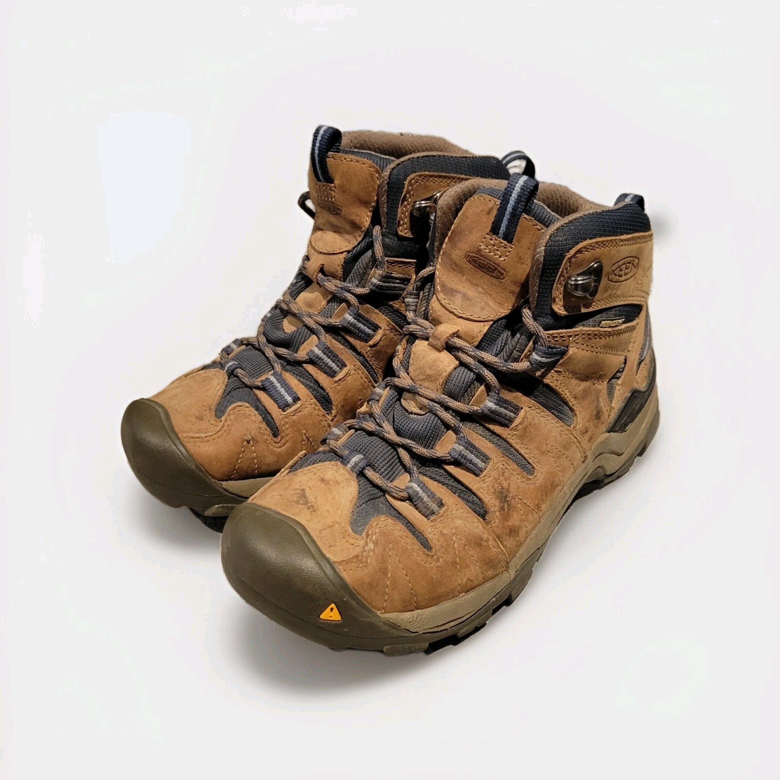 Stivali Keen donna pelle marrone gesso stringati escursionismo caviglia impermeabili US 7