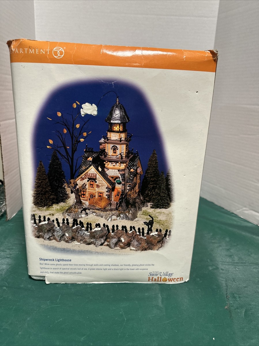 Department 56 Shipwreck Lighthouse Snow Village Halloween #55088  display picture 1