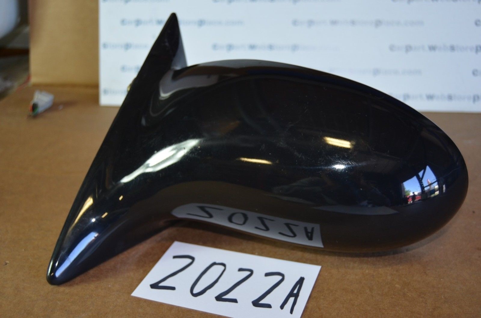 99 - 04 PONTIAC GRAND AM DRIVER side Power Mirror Used BLACK #2022-A