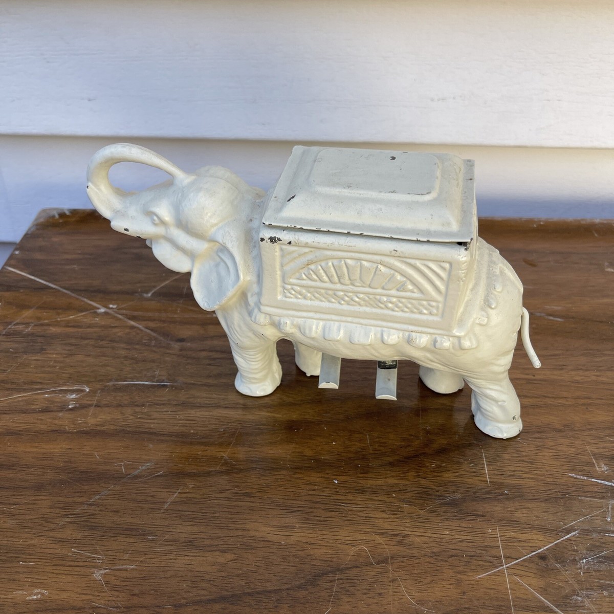 Vintage Cast Iron Elephant Cigarette Dispenser-Roller Antique Tobacciana