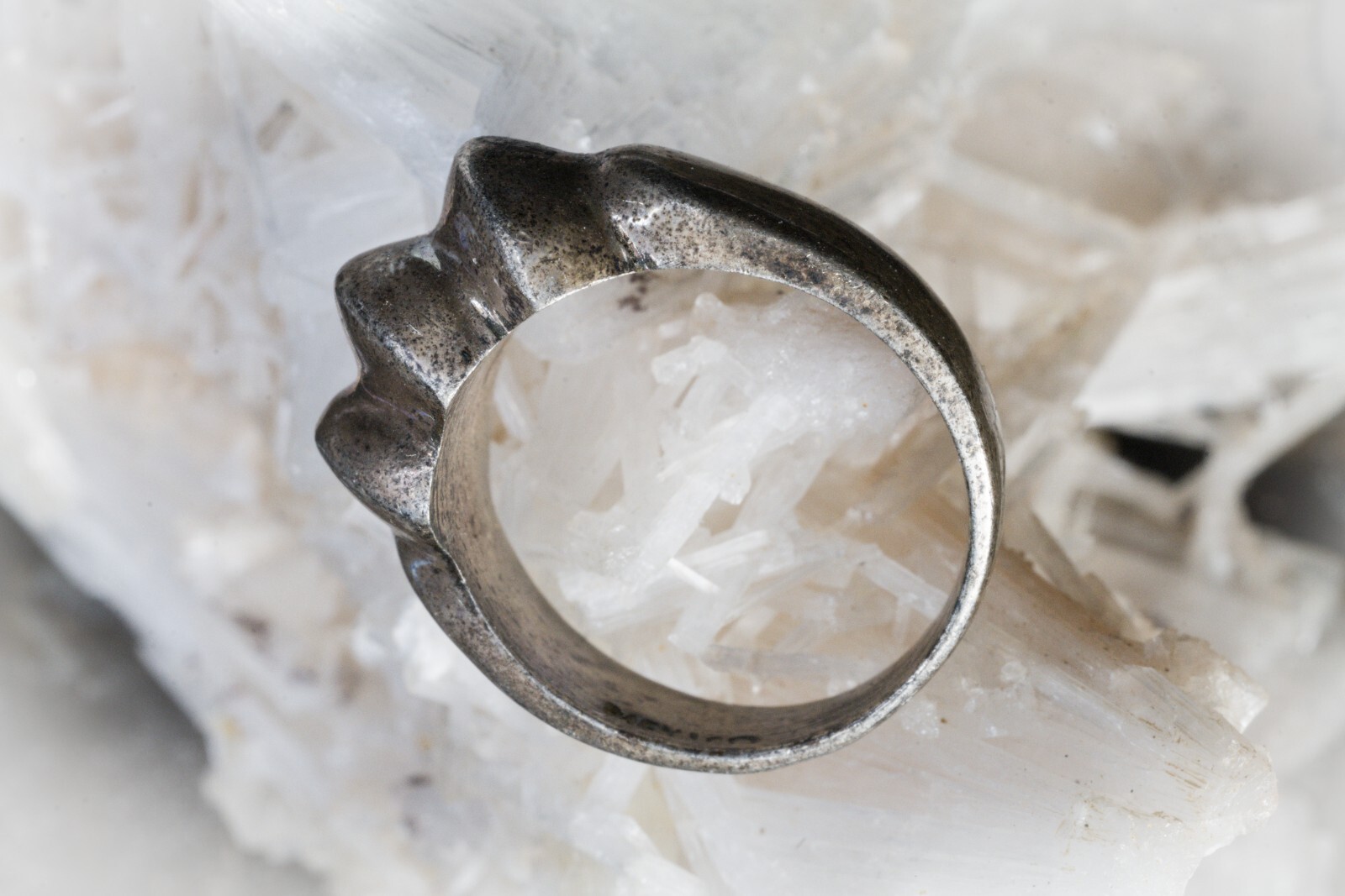 Sterling Silver Ring Unique Yet Simple Design Siz… - image 1