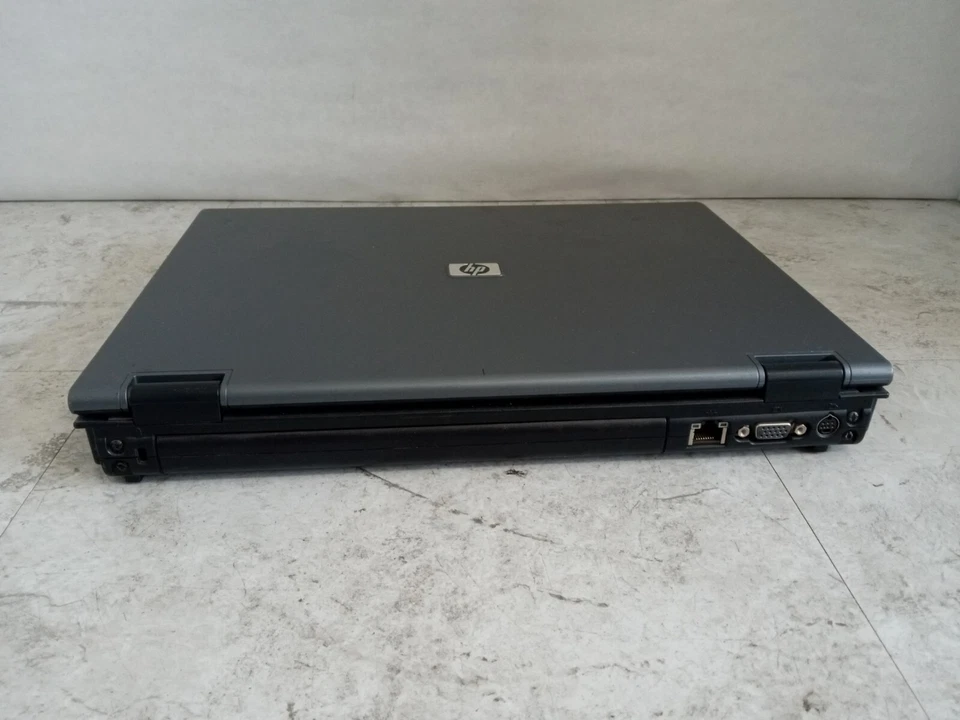 HP Compaq 6515b 14.1" Laptop AMD Turion X2 2GB RAM 320GB HDD Windows XP -RR - Image 4 of 4