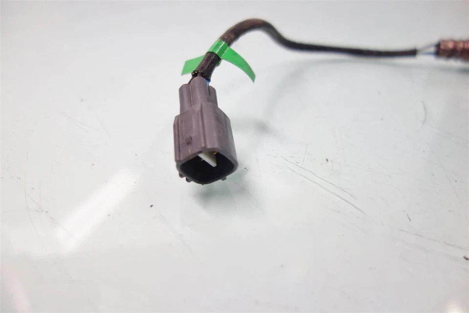 Sensor de oxígeno O2 superior Lexus Es300h 2013-2018 89467-06120 Foto 3 de 4