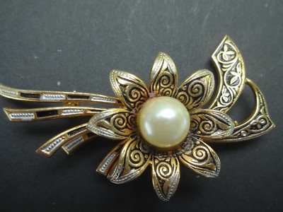 Broche Vintage En Plaqué Or De Tolède - Motif Fleurs Et Perles, Dorée, Occasion Bon état