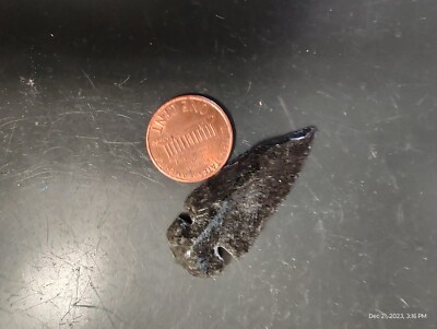 Unknown Mineral Stone Crystal Specimen arrowhead     crystal Obsidian ?