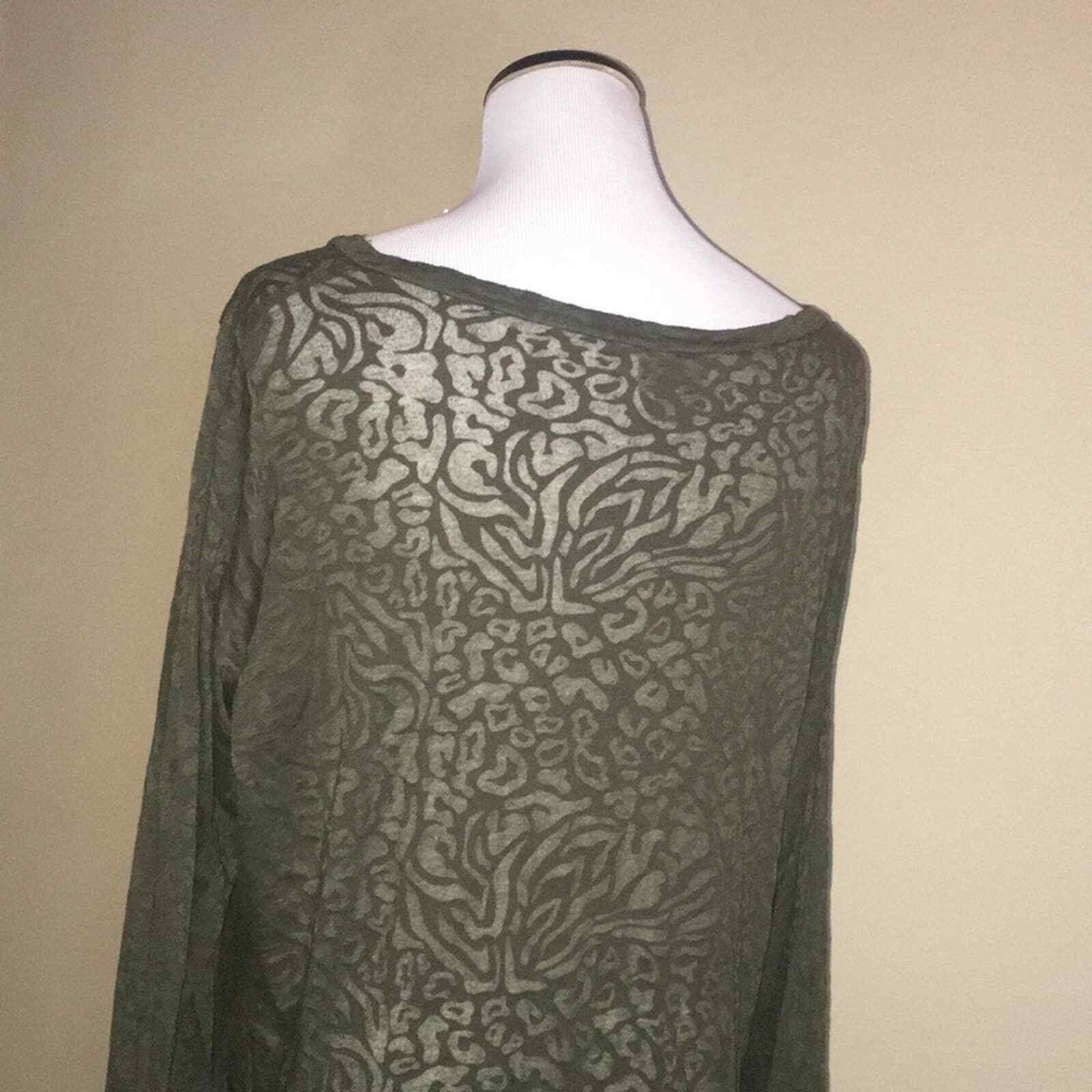 Dots 2X Olive Green Sheer Floral Blouse/Top - image 7