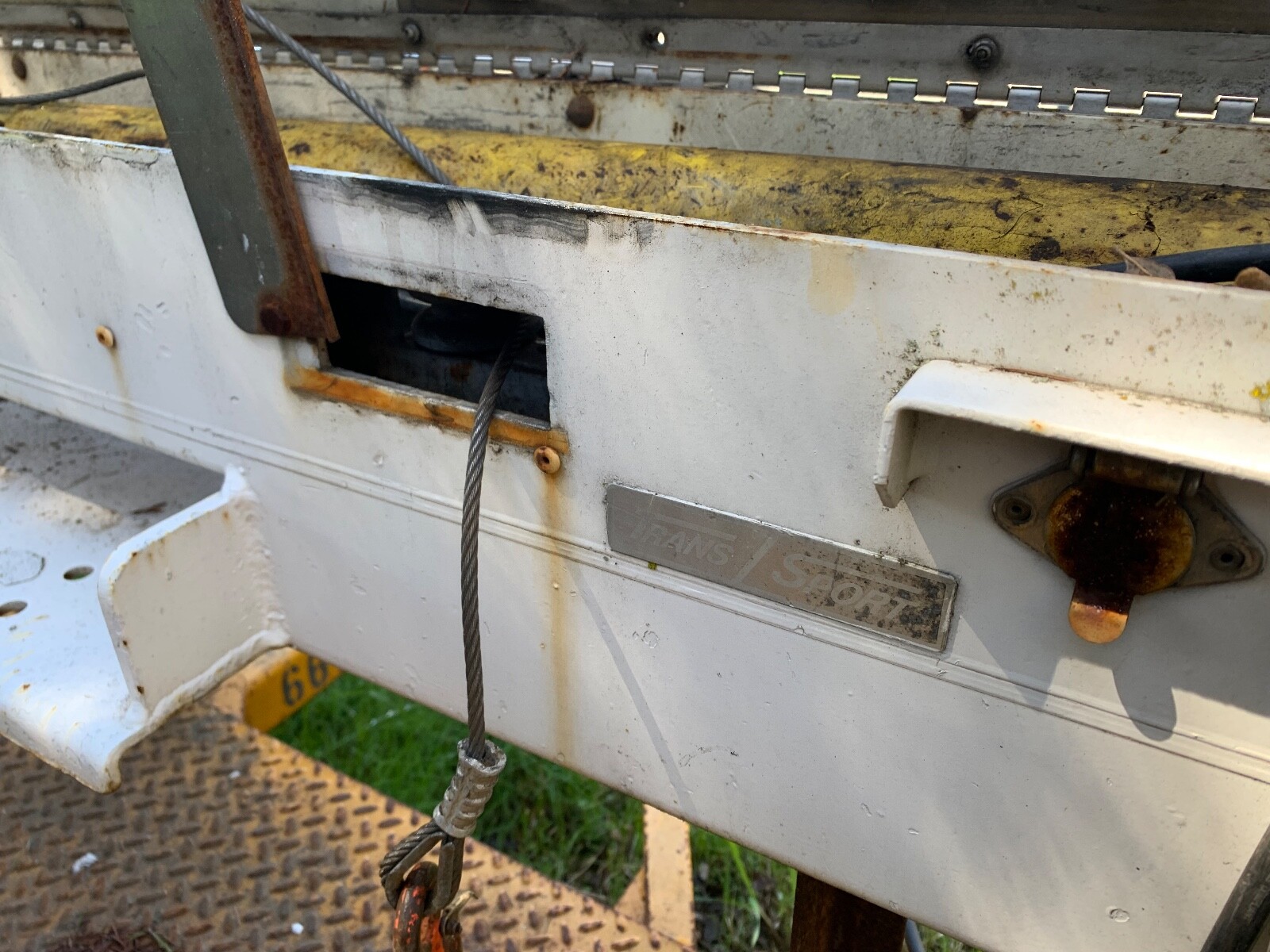 2 ton concealed/foldable service truck bumper crane and/or winch, 12V