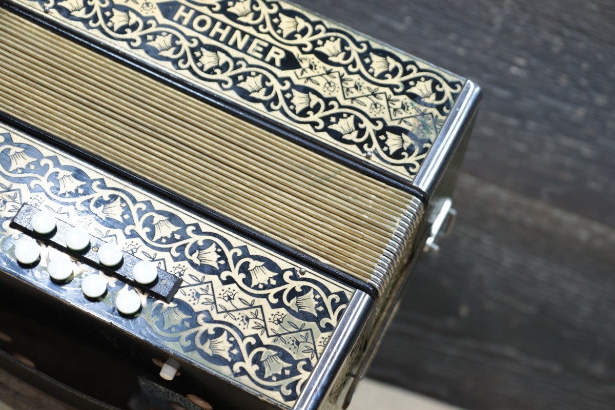 HOHNER.Vienna2915現行型配列Ｇ／C 上級者からプロ演奏の方用 HOHNER.Vienna2915現行型配列G／C 上級者からプロ演奏の方用