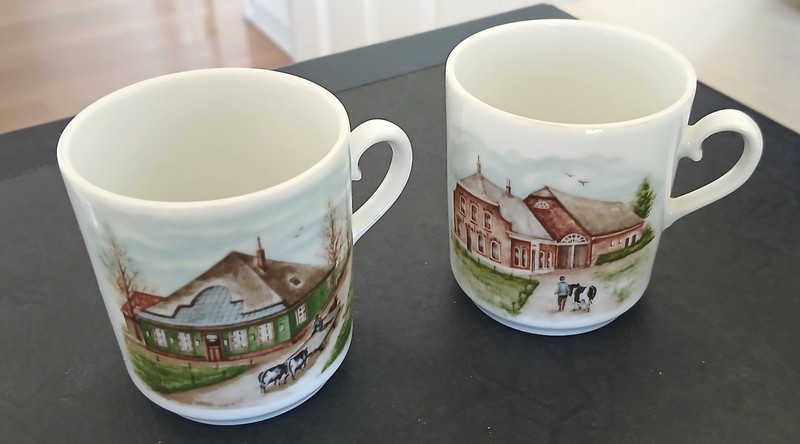 2 KRONESTER BAVARIA DEMITASSE CHINA CUPS 1970S #30 LEELAND & #32 NOORD-HOLLAND