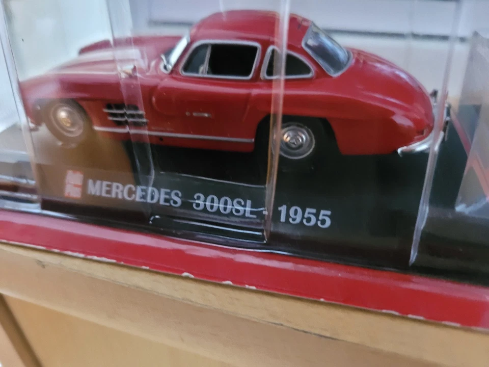 Mercedes 300 SL 1955 Rouge Altaya 1/43 - Photo 2/2