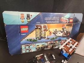 Preowned LEGO 70802 LEGO MOVIE BAD COPS PURSUIT - Box/Instr - 96% Complete