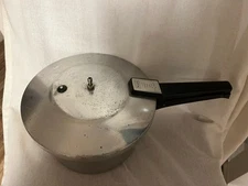 Vintage Sears Maid Of Honor 4 Quart Pressure  Cooker Pan