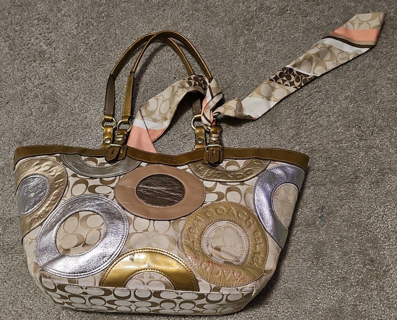 Coach Carly Large Circular Patchwork Shoulder Bag… - image 1