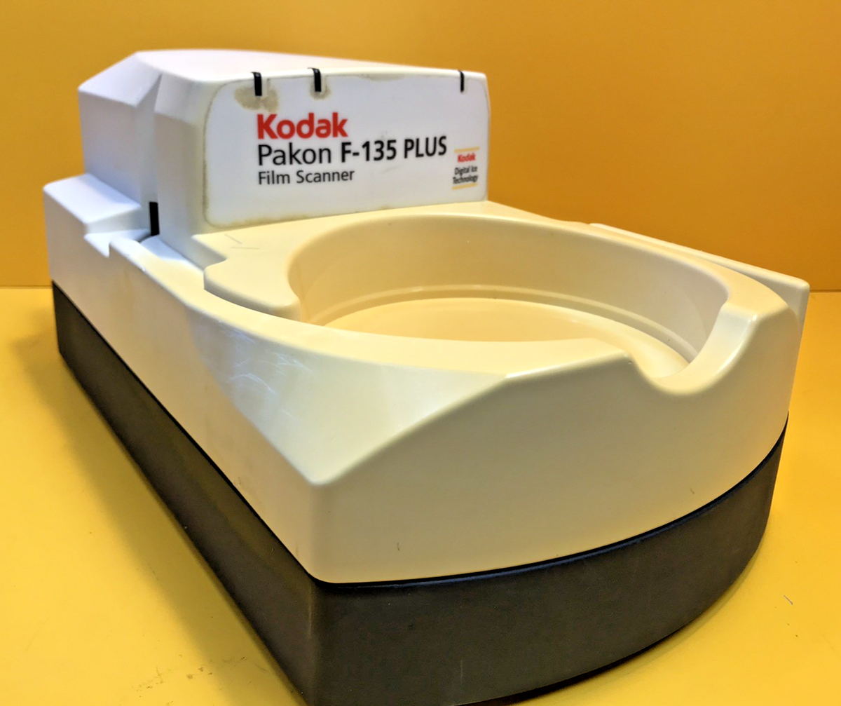 Kodak Pakon F135 PLUS Film Scanner For 35mm Film Tested Working 30