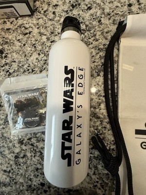 Star Wars Galaxy's Edge Water Bottle & PopSocket Souvenir Bundle