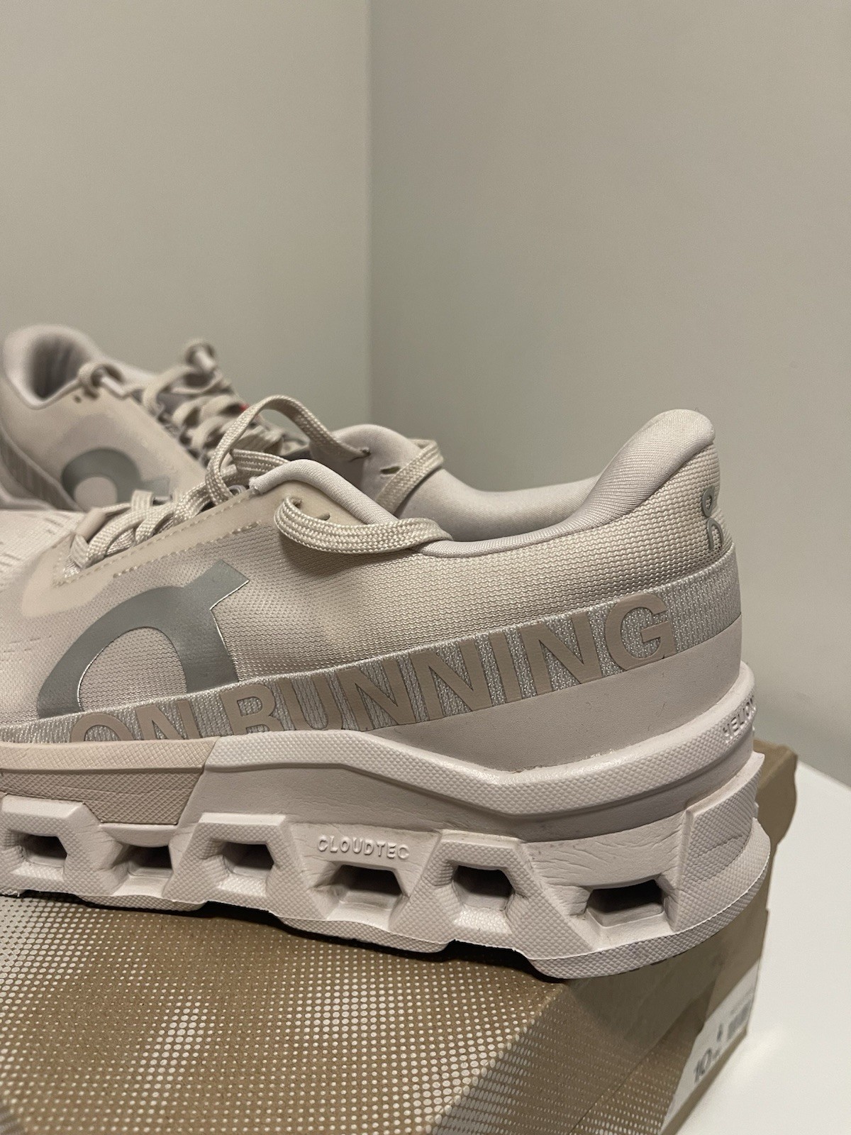 ON CLOUD WOMEN’S Cloudmonster 2 Running Shoes Siz… - image 5