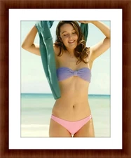 Kaitlyn Dever 8.5 x 11 Candid Color Unframed Photograph Collectable Print