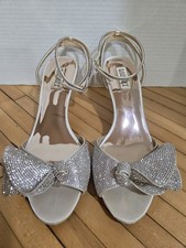 Badgley Mischka Womens Remi Heel Sandal Heels 10 Nude Satin Sparkly Dress Shoes