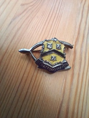 Vintage Stratford Upon Avon Lucky Wishbone Badge (A19)