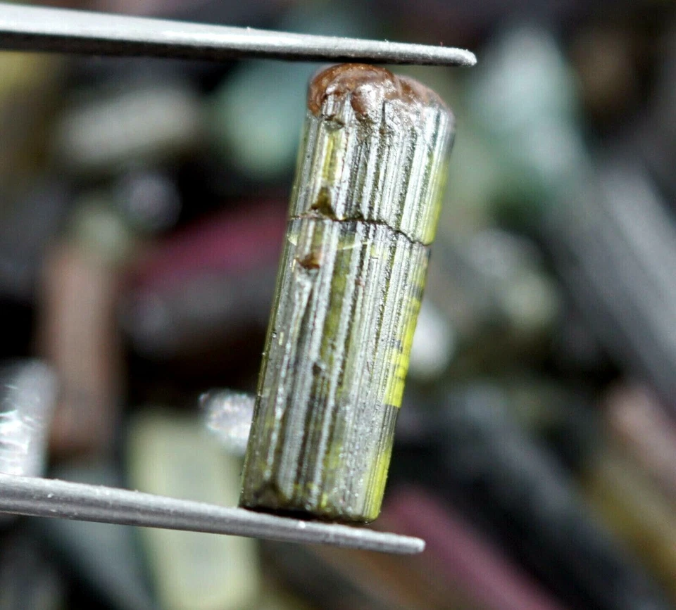 8-12 mm size 2500 Ct Natural Bi Color Tourmaline Mozambique Rough Loose Gemstone - Image 2 of 4