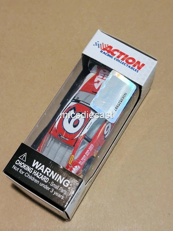 Free SH Gold Series techo rígido 2013 Marcos Ambrose #9 Mac Tools 1:64 pequeño nuevo en caja Foto 4 de 4