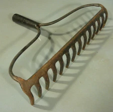 14" Galvanized Steel Rake Head for Jewelry, Crafts, Wine Glass Holder